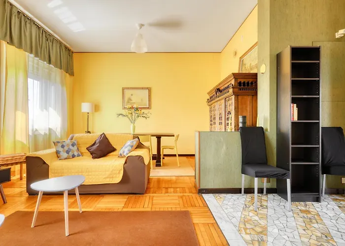 Urban Elegance With A View Viale Tunisia Milan