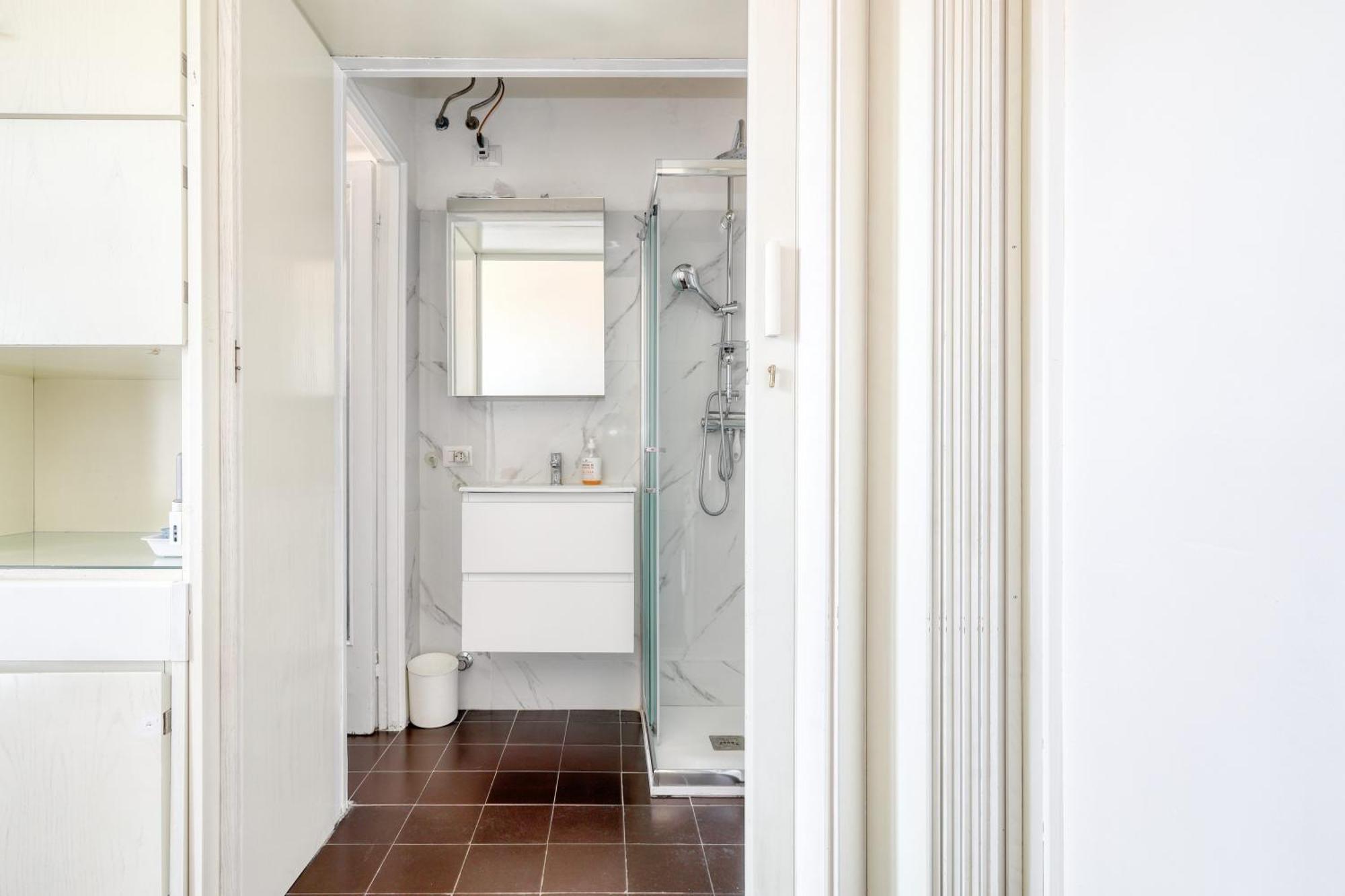 Urban Elegance With A View Viale Tunisia Appartement